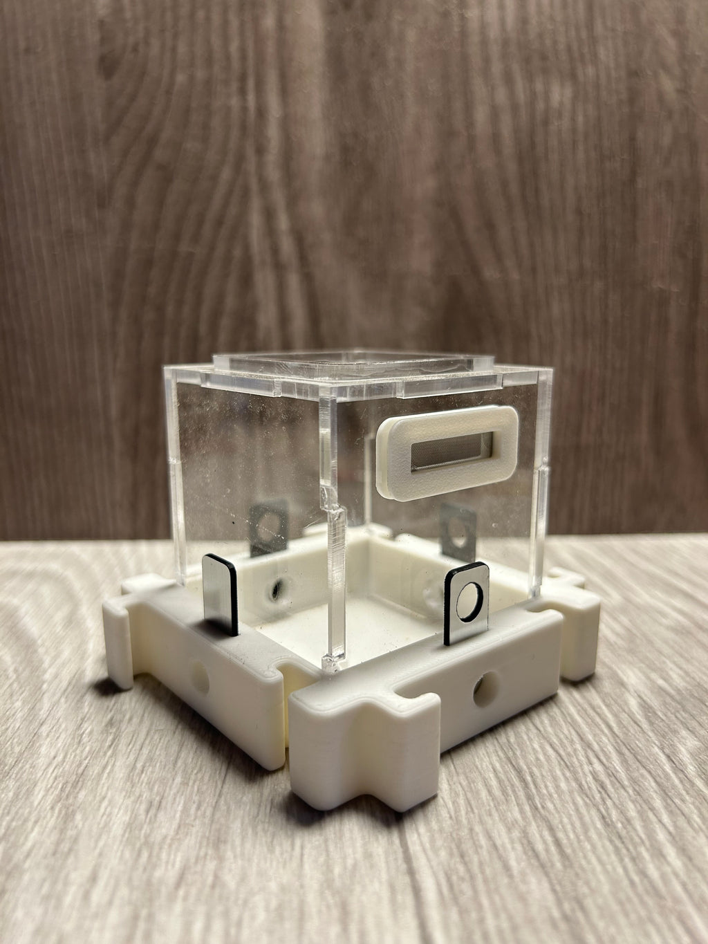 Módulo forrajeo Conector 4 Vías 8x8x8 cm - Ventilación + Compuertas | Hormiwood