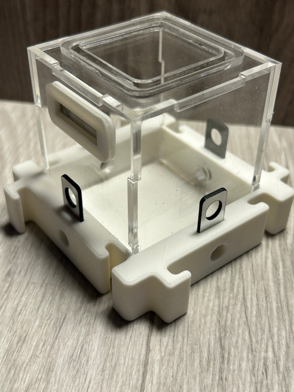 Módulo forrajeo Conector 4 Vías 8x8x8 cm - Ventilación + Compuertas | Hormiwood