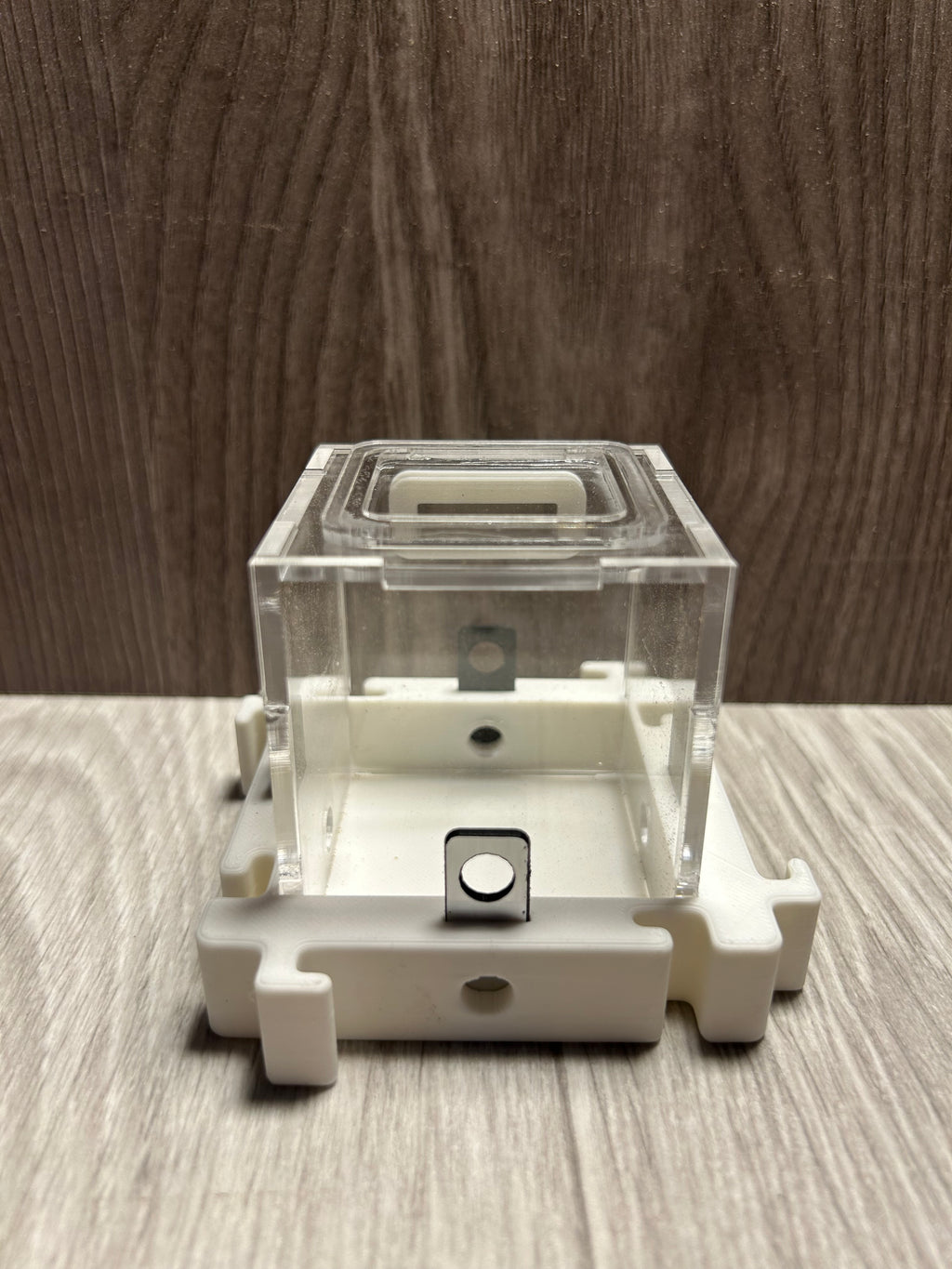 Módulo forrajeo Conector 4 Vías 8x8x8 cm - Ventilación + Compuertas | Hormiwood